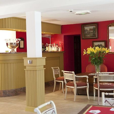 Logis Hotel O En Couleur Oucques-la-Nouvelle ภายนอก รูปภาพ